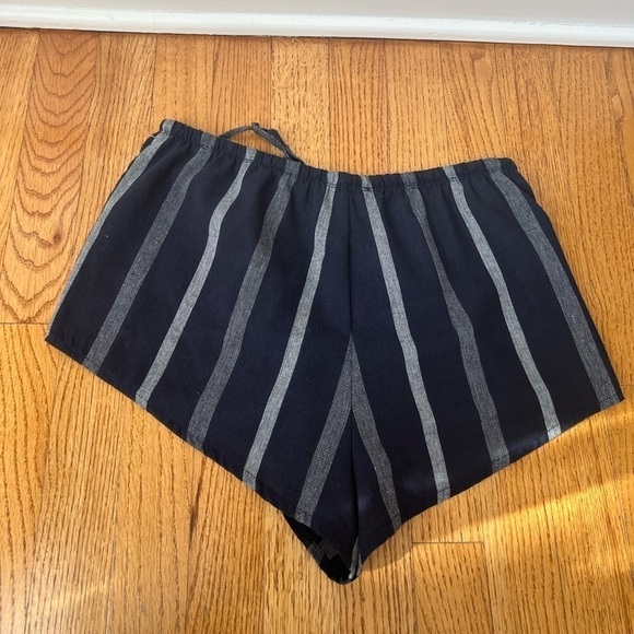 L.A. Hearts Blue Striped Drawstring Shorts Size Small - Picture 3 of 5